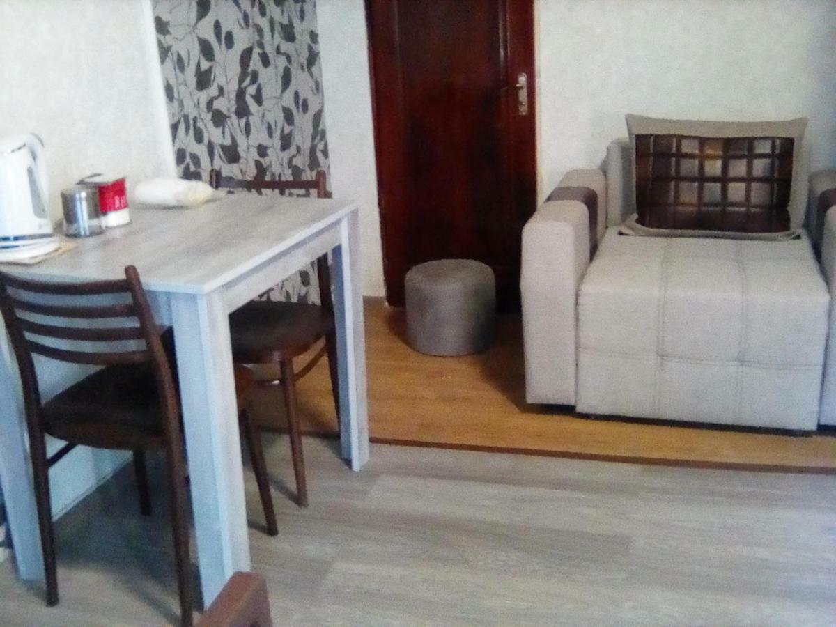 Guest House Uta Tbilisi Zewnętrze zdjęcie